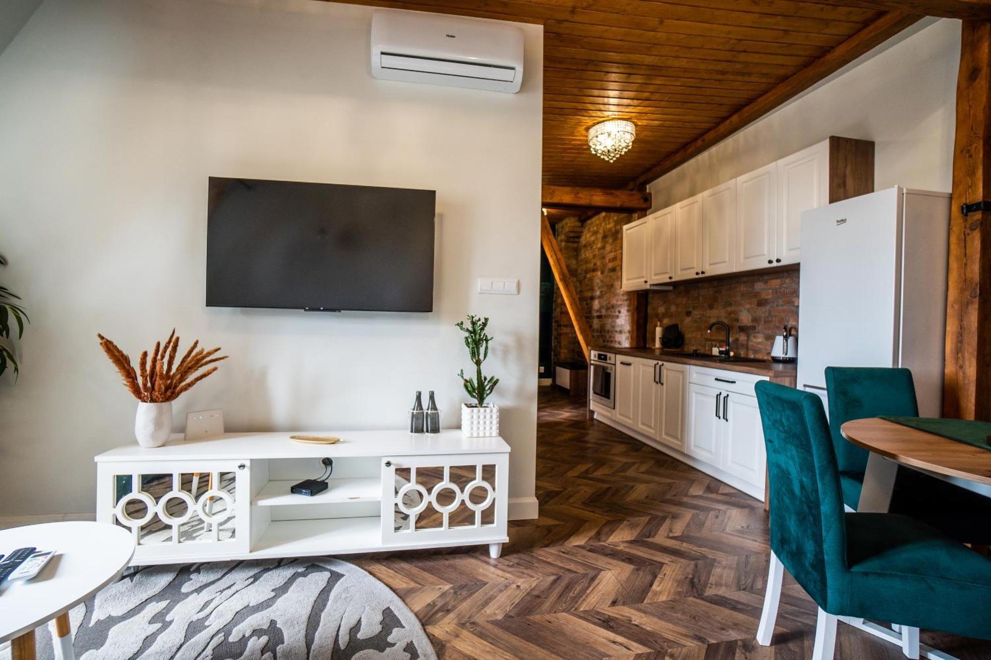 Apartamenty Pioro I Atrament Торунь Экстерьер фото